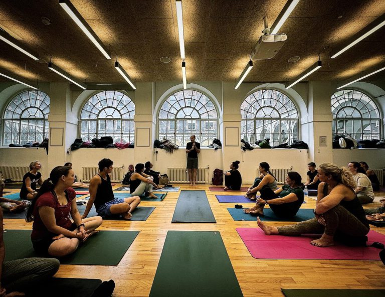 Stillpoint Yoga London Bridge Street London 2 768x592
